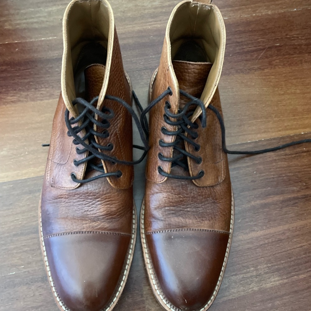 Lightly worn boots size 8